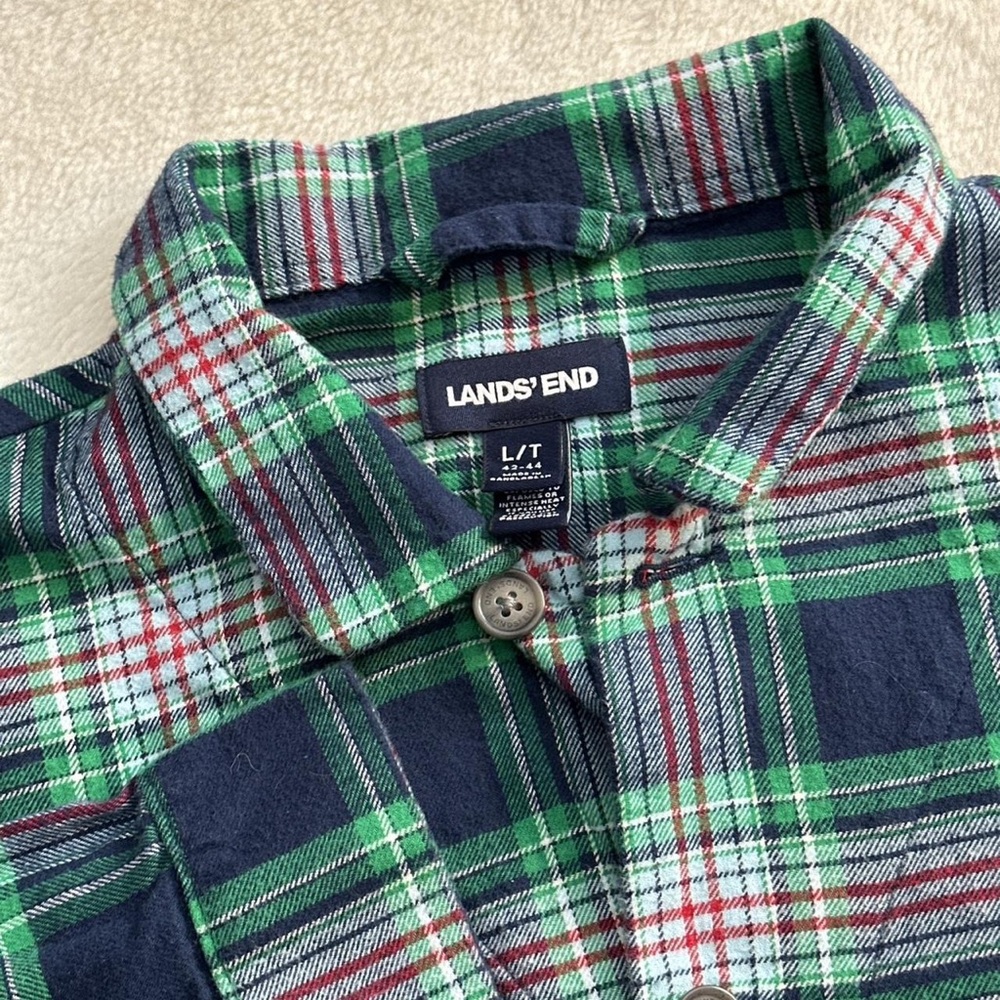 Lands' End Men's Green Plaid Shirt - Picture 2 of 3